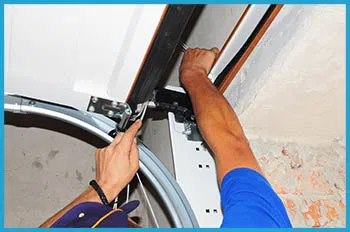 Garage Door Service Repair Arlington, VA 703-956-8543 - garage-door-maintenance-gr-16m